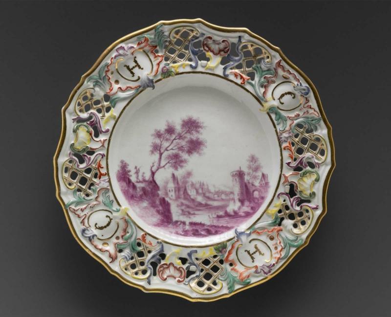 Hexafoil Dish