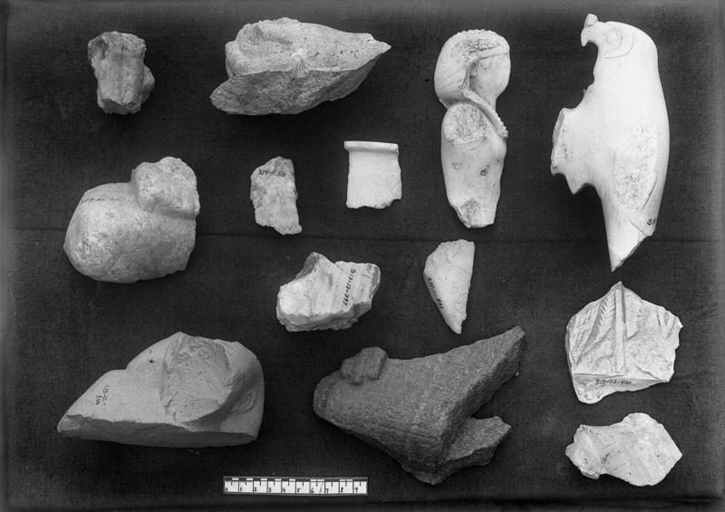Fragments - alabaster and stone. 13-12-52 (=MFA 20.1168), 14-2-2 (=MFA 14.1184), 14-1-1137 (=MF…