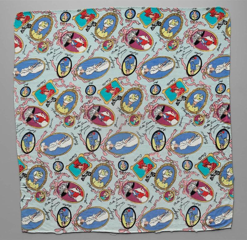 Woman's scarf: "Les Belles Dames"