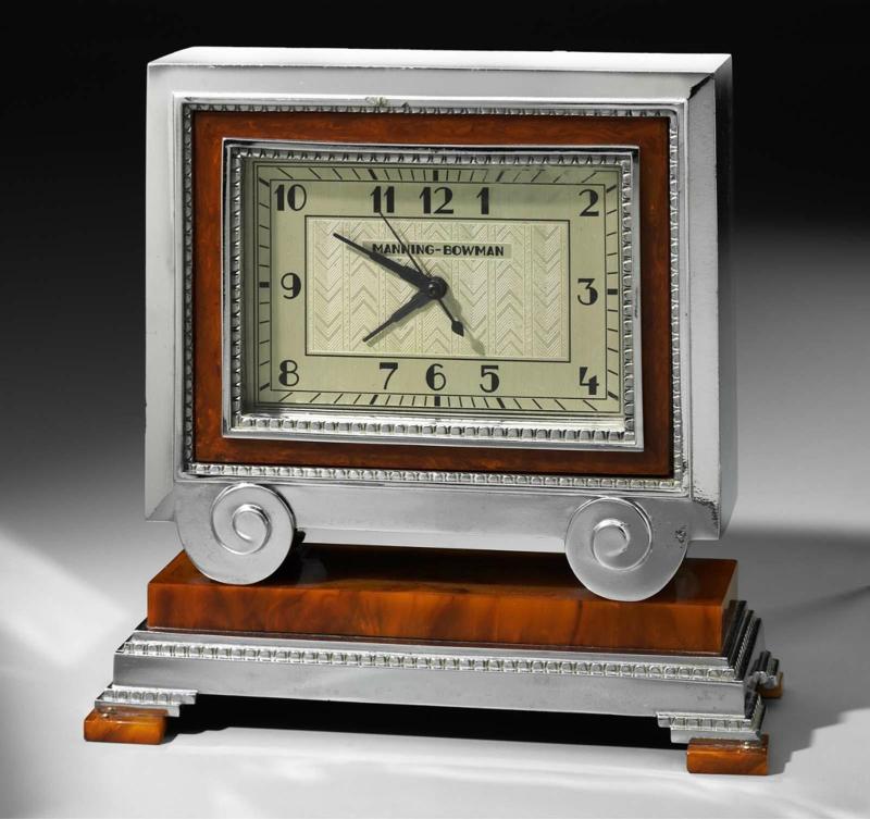 Mantel clock