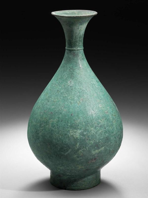 Pear-shaped bottles with trumpet-shaped mouths