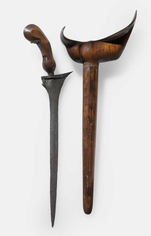 Dagger and sheath