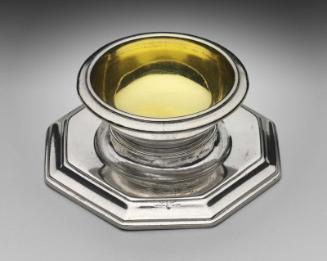 Octagonal salt