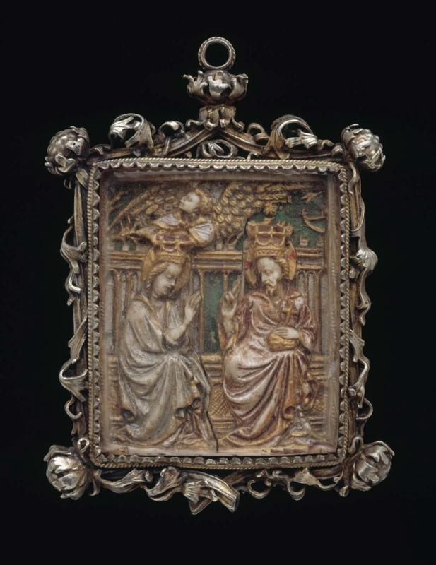 Pendant depicting The Coronation of the Virgin