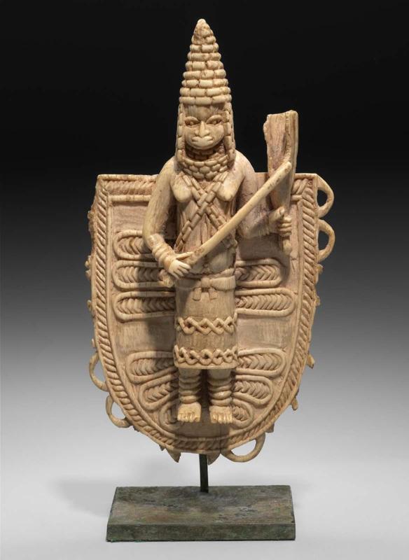 Pendant with a Queen Mother (Iyoba) playing a gong