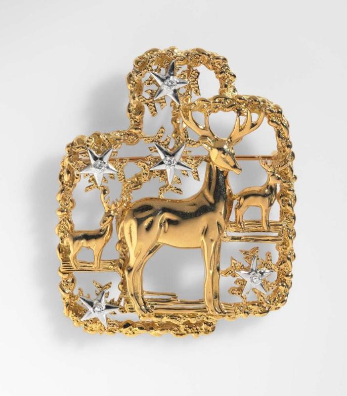 Stag brooch