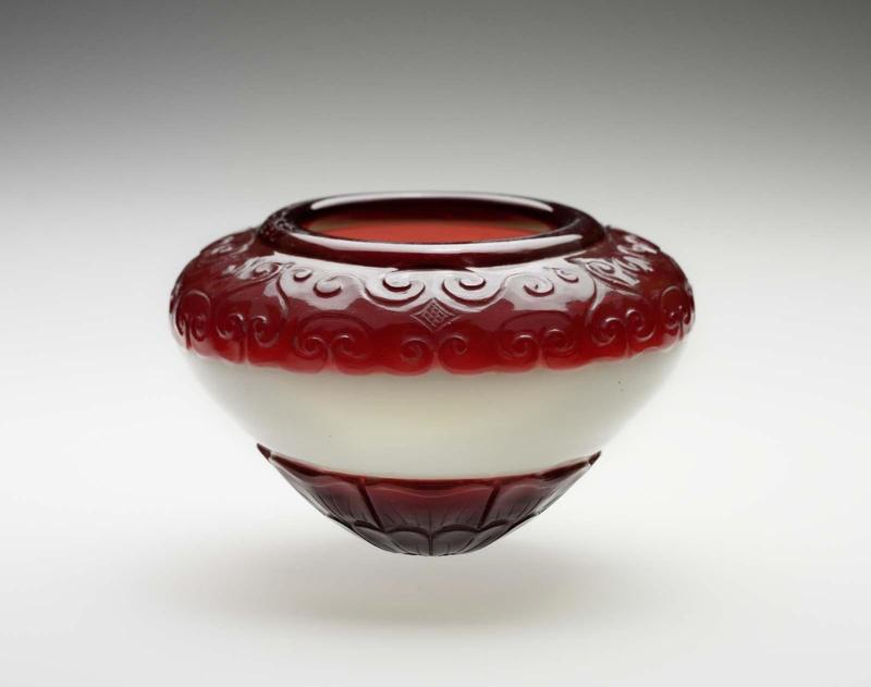 Small oval bowl