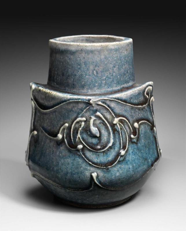 Vase in the shape of a flask