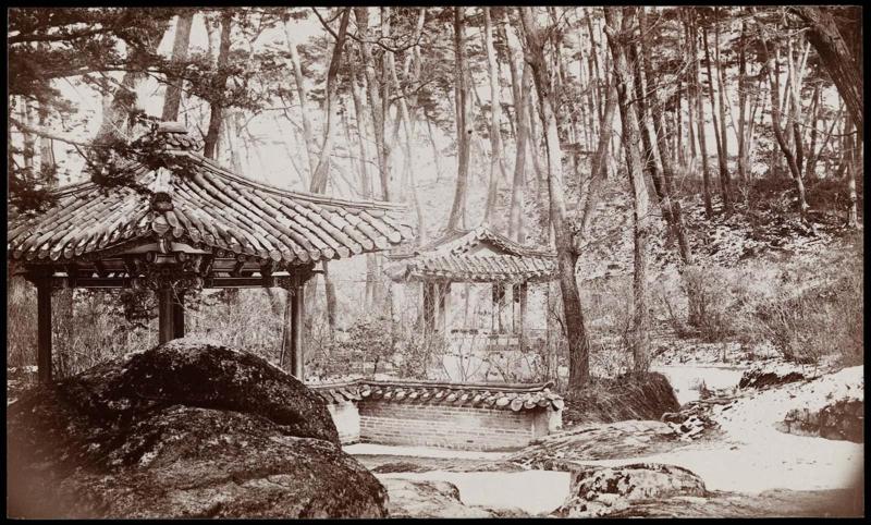 Summer houses in the New Palace [Changdeokgung Palace], Seoul (NRICP Relic No.: 2919)