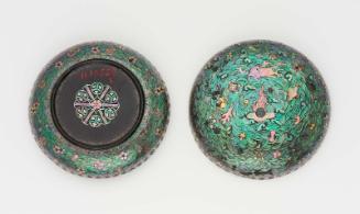 Circular incense box