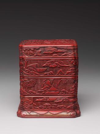 Tiered box