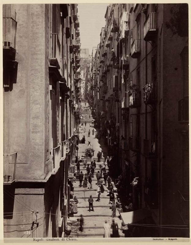 Napoli Gradoni di chiaia
