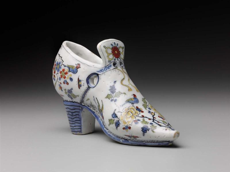 Miniature shoe