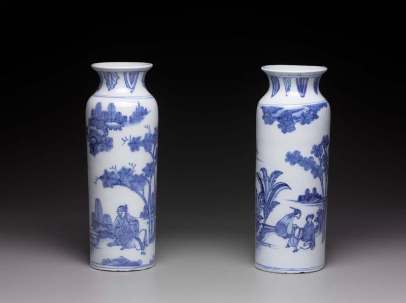 Pair of cylindrical vases