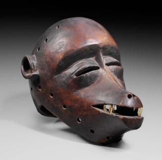 Mask in the form of a baboon