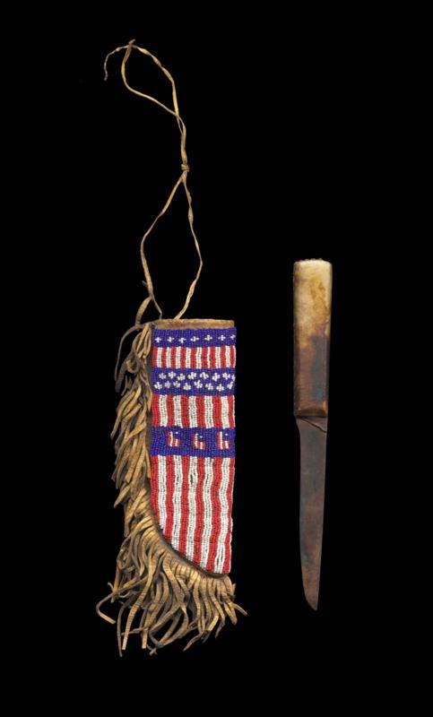 Knife with beaded and fringed sheath (set)