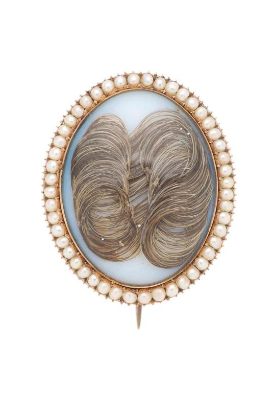 Memorial brooch