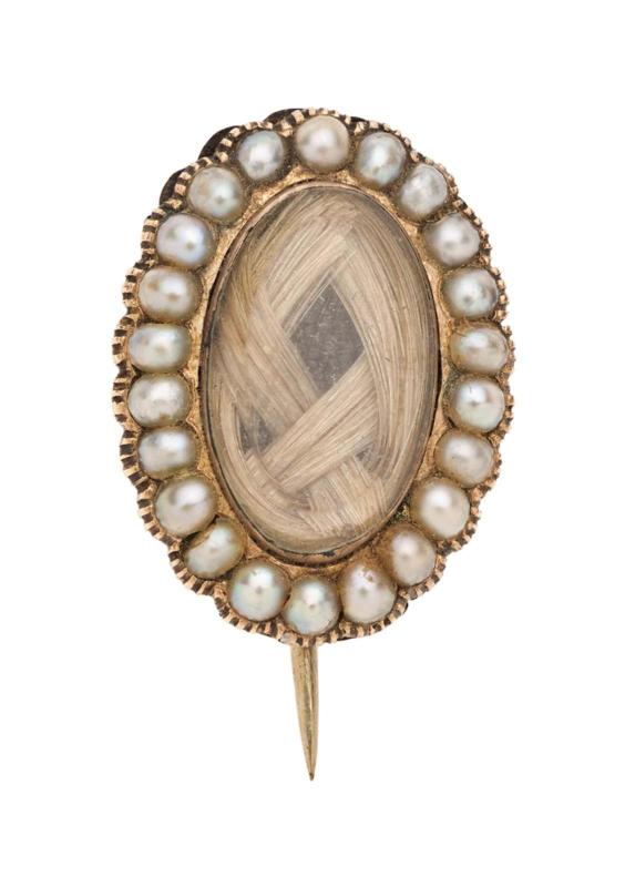 Memorial brooch