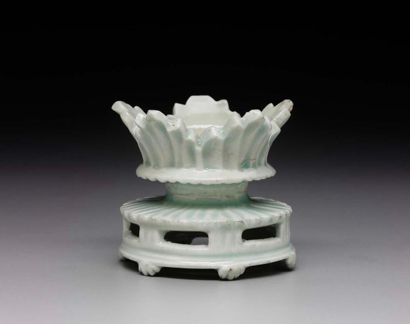 Part of candlestand  in shape of circular balustrade with qingbai glaze