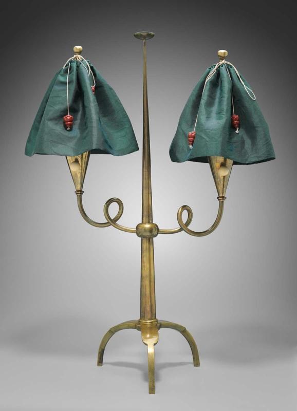 Table lamp
