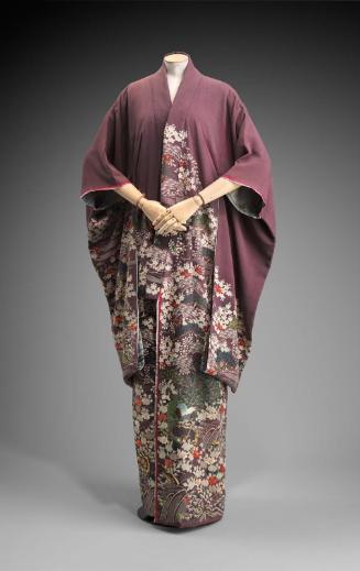 Woman's kimono or house coat