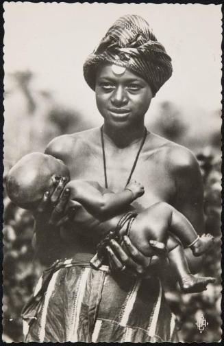 TCHAD. femme et enfant foulbé