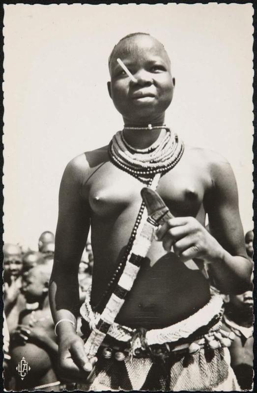 Région de Fort-Archambaut (Tchad): danseuse Sara