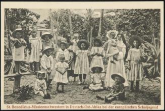 St. Benediktus-Missionsschwestern in Deutsch-Ost-Afrika bei der europäischen Schuljugend