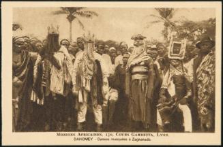 DAHOMEY - Danses masquées à Zagnanado.