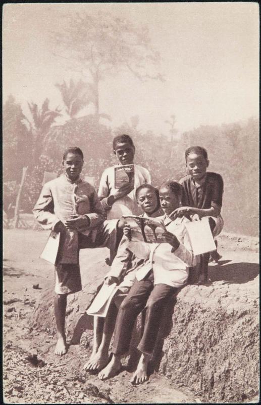 JEUNES ÉTUDIANTS D'AKONO (Cameroun)