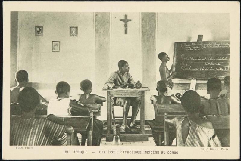 AFRIQUE - UNE ÉCOLE CATHOLIQUE INDIGÈNE AU CONGO