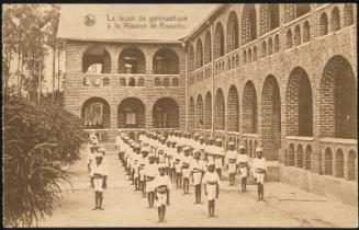 La leçon de gymnastique à la Mission de Kissantu