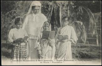 Nagpur (Hindoustan). - Trois lauréates de l'Ecole "Providence".