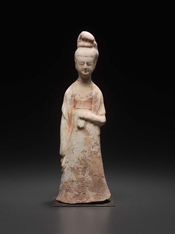 Figurine of a lady