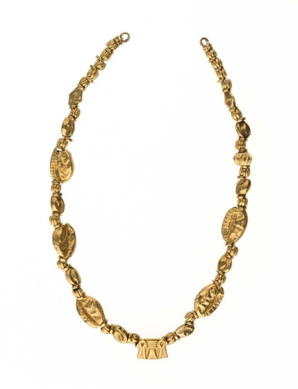 Necklace with pendant