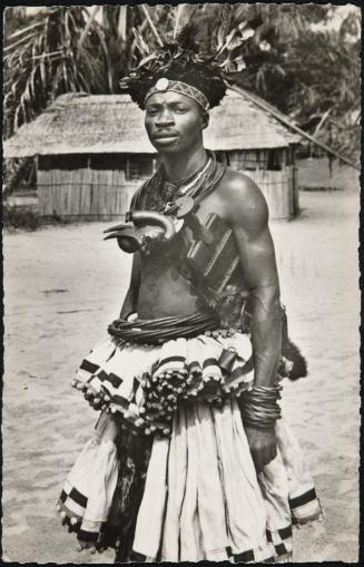 MWEKA (Congo Belge); Jeune Homme Bakuba