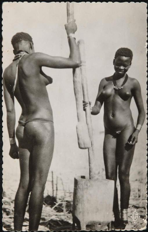 MAYO-KEBBI. Tchad - Pileuses de Mil