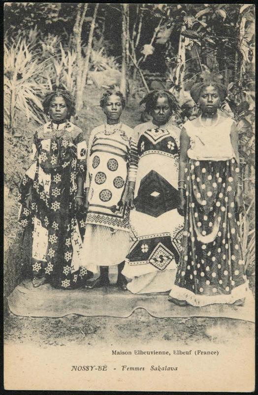 NOSSY-BÉ - Femmes Sakalava