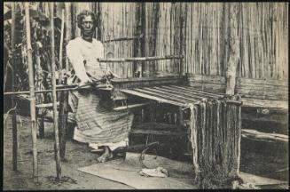 MADAGASCAR. Atelier de tissage