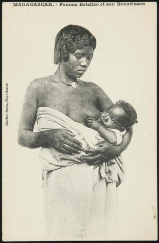 MADAGASCAR. - Femme Betsileo et son Nourrisson