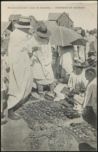 MADAGASCAR (Coin de Marché) - Marchand de balances