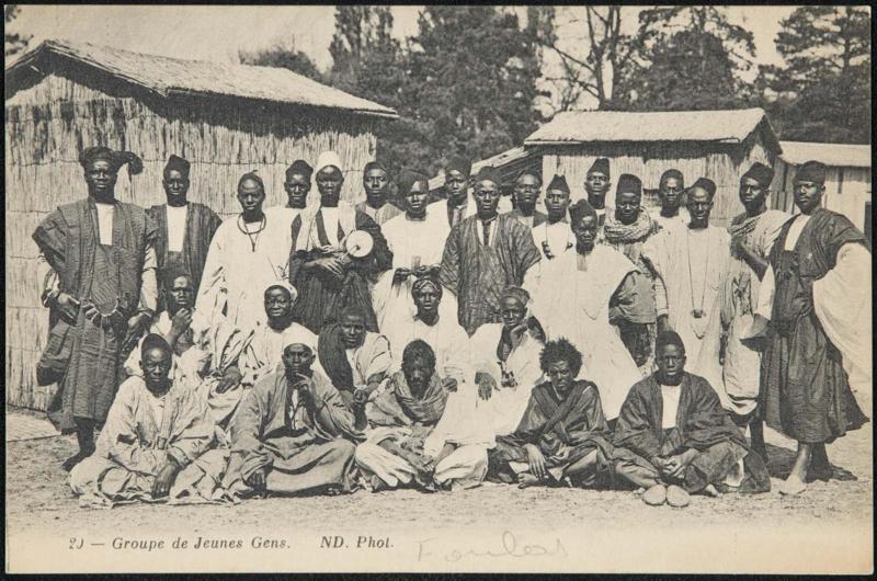 Groupe de Jeunes Gens.