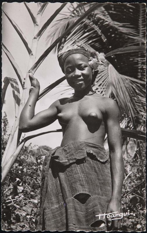 Guinée - Conakry. Jeune fille
