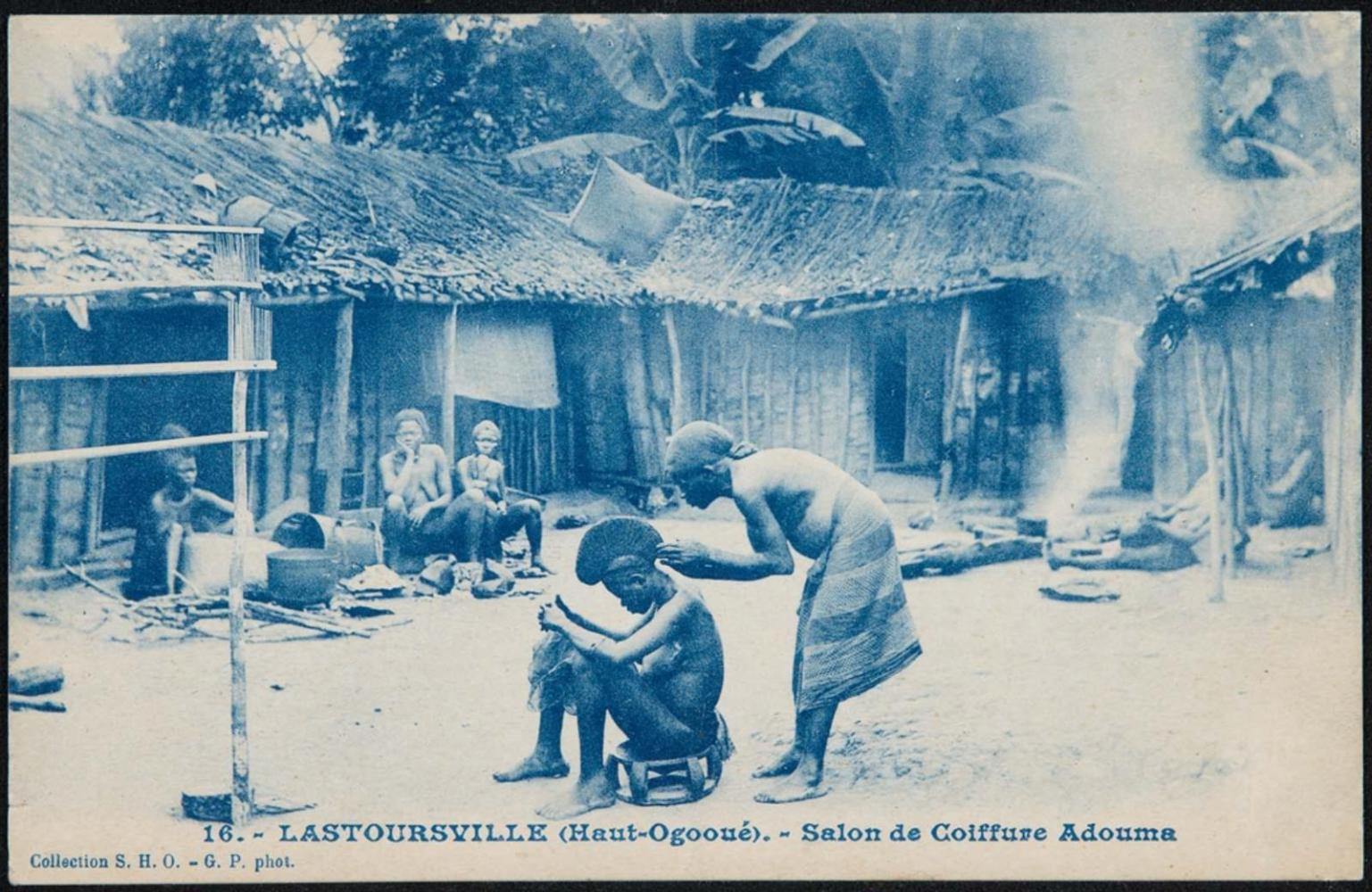 LASTOURSVILLE (Haut-Ogooué). - Salon de Coiffure Adouma