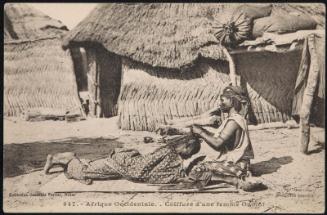 Afrique Occidentale. Coiffure d'une femme Ouolof