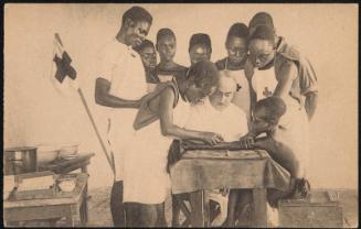 Au Centre d'Assistance Médicale de la Croix-Rouge: La formation des infirmiers noirs.