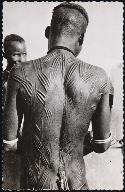 Collection Afrique Noire. Tatouages