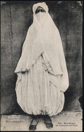 Mauresque en Costume de Ville