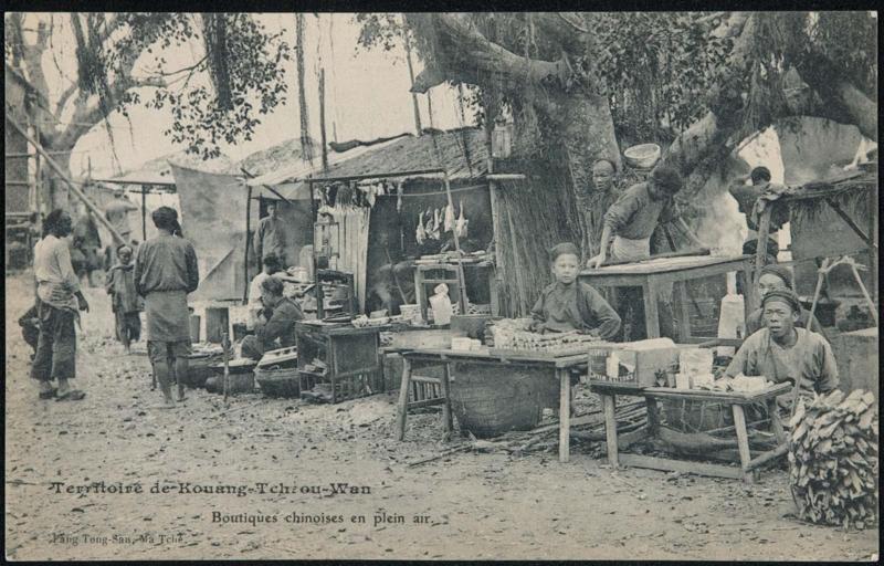 Territoire de Kouang-Tchéou-Wan. Boutiques chinoises en plein air.