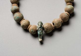 Bead necklace